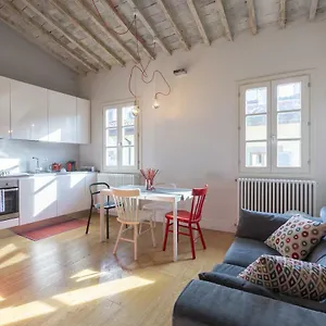 Apartment Fossi Tower 